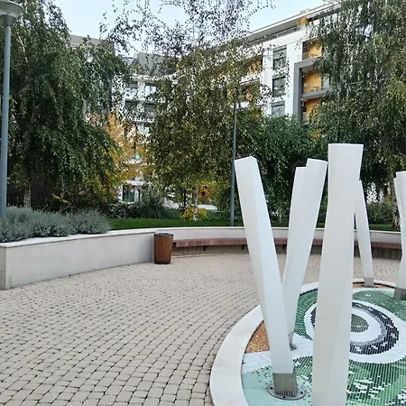 Garden M